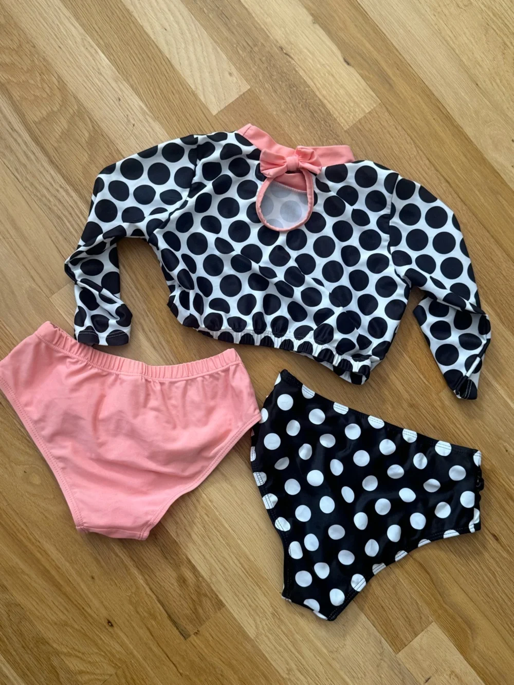 Mia Belle Girls ~Peace and Polka Dots Two Piece Rash Guard Swimsuit /Size 7Y ( 3